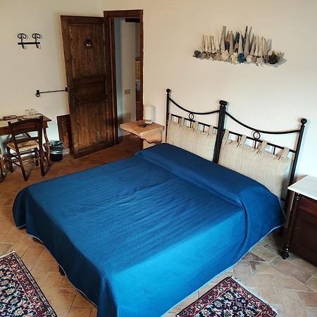 Casale Le Orme Bed & Breakfast Todi Exterior photo