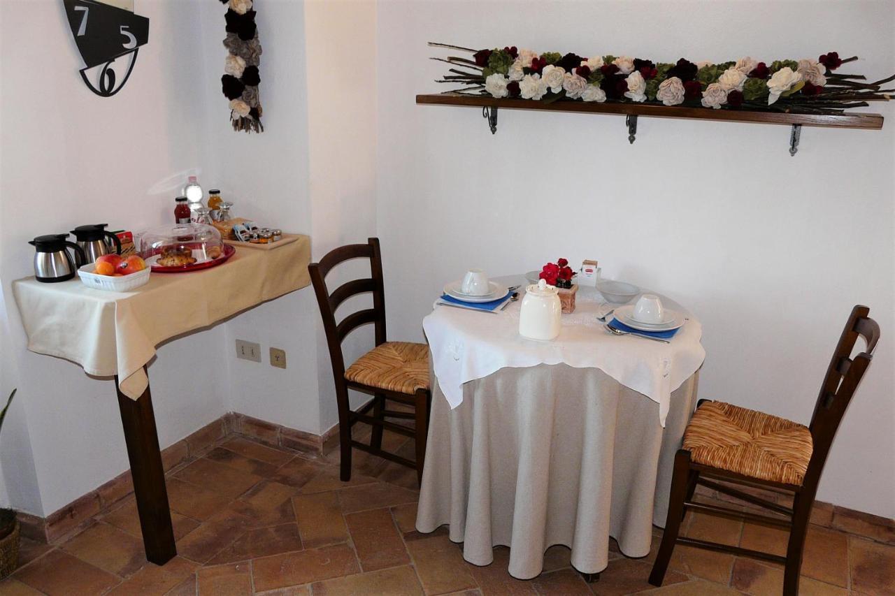 Casale Le Orme Bed & Breakfast Todi Exterior photo